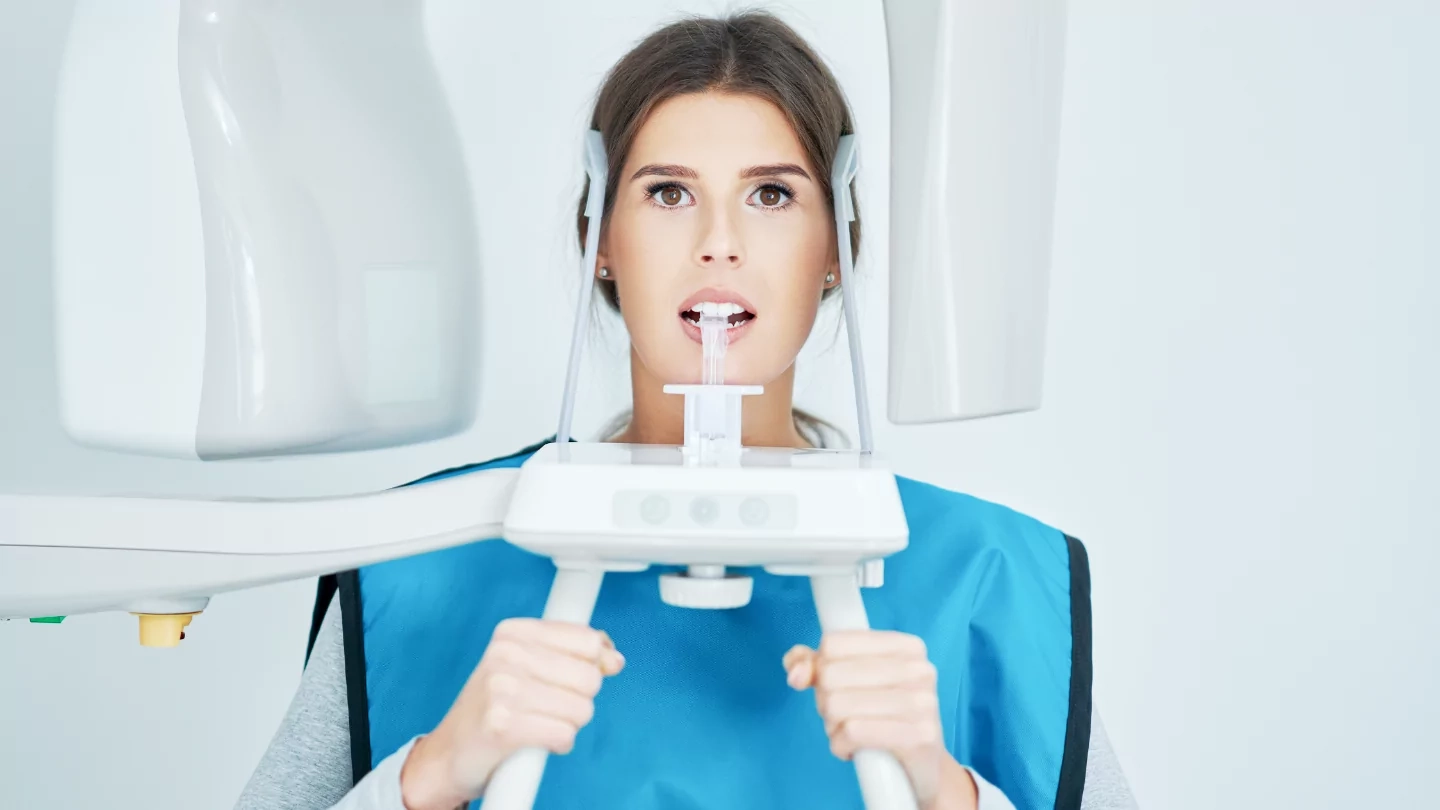 نقش سی‌ تی‌ اسکن (CBCT) در تشخیص‌ های پیشرفته دندانپزشکی - ژین دنتال
