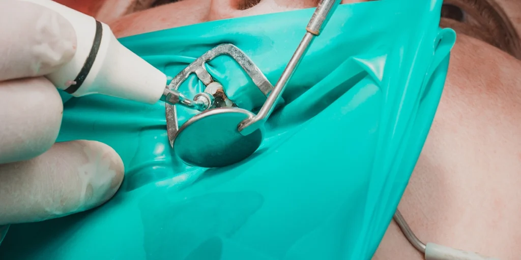 مقایسه دستگاه‌ استریل و تاثیر آن‌ بر کارایی دندانپزشکی - ژین دنتال